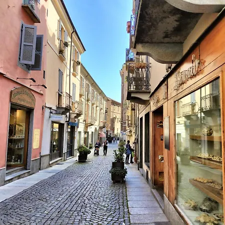 Appartement Ca' Balenga, Centralissimo Con Posto Auto Coperto Gratuito Asti