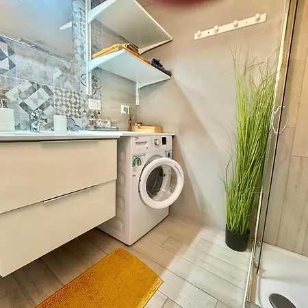 Apartamento Ca' Balenga, Centralissimo Con Posto Auto Coperto Gratuito